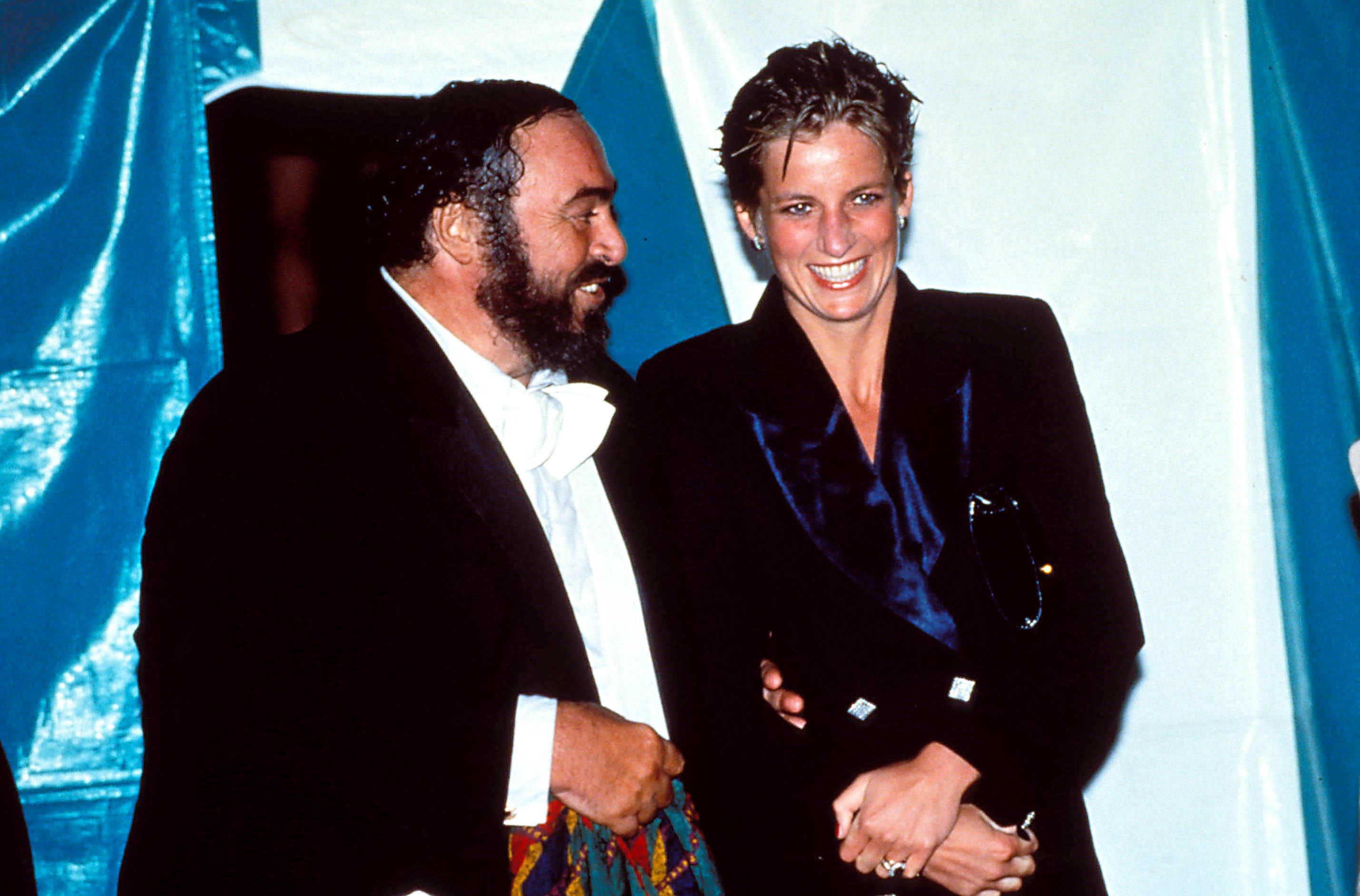 Am 26. Dezember 2019 kommt der Film Pavarotti von Oscarpreisträger Ron Howard in die deutschen Kinos. Im CRESCENDO-Interview erzählt Howard, wie er als Opernunkundiger mehr und mehr der Faszination des Tenors erlag.