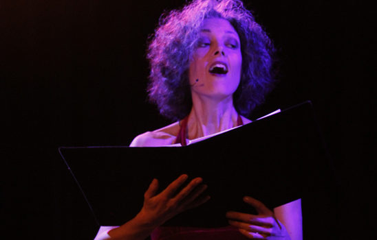 Die Sängerin Caitriona O'Leary vom Ensemble Anakronos