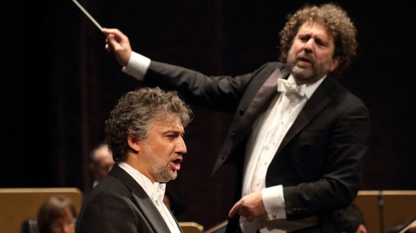 Der Dirigent Asher Fisch und der Tenor Jonas Kaufmann an der Bayerischen Staatsoper