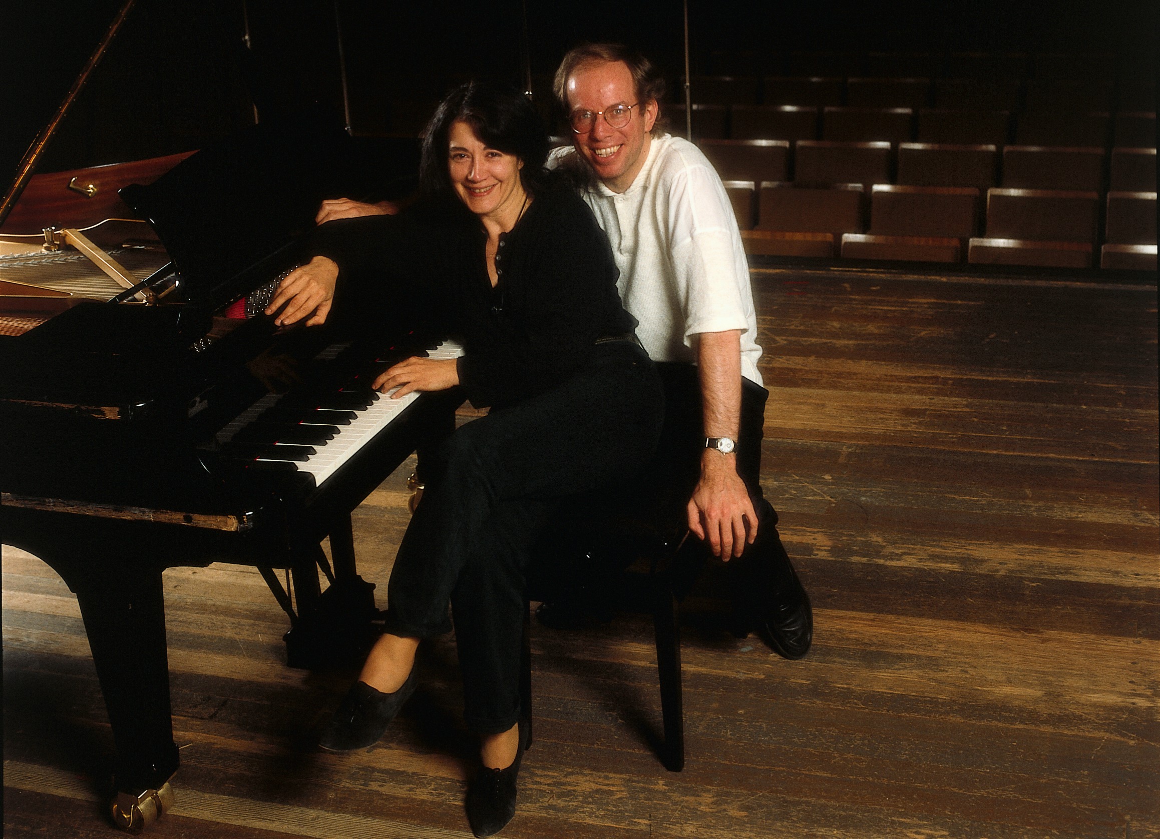 Martha Argerich und der Geiger Gidon Kremer am Flügel