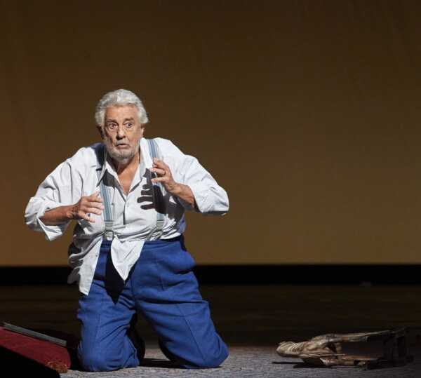 Plácido Domingo als gestürzter Nabucco