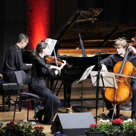 Bundeswettbewerb "Jugend musiziert" 2022, Preisträgerkonzert I: Yuanzhen Sun (Klavier), Leila Fathali (Violine), Aaron Woyniewicz-Böer (Violoncello)