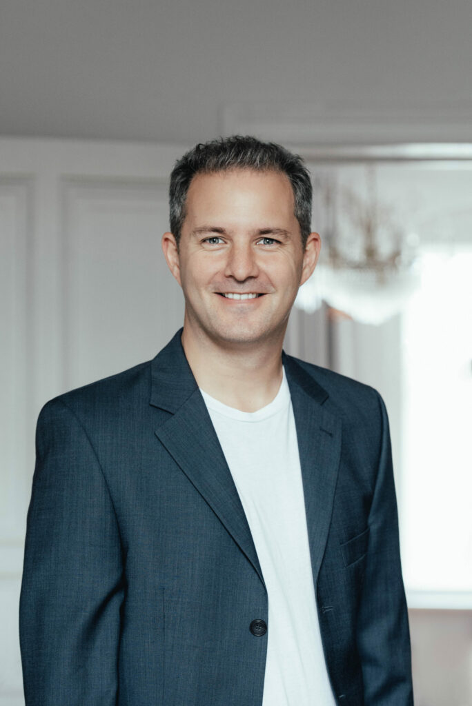 Kontakt — CRESCENDO