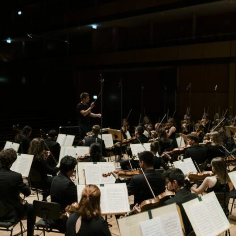 Schleswig-Holstein Festival Orchestra 2022 unter Krzysztof Urbański