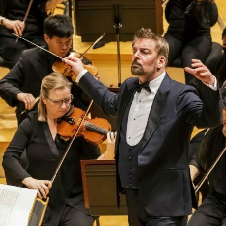 Matthias Pintscher am Pult des Kansas City Symphony Orchestra