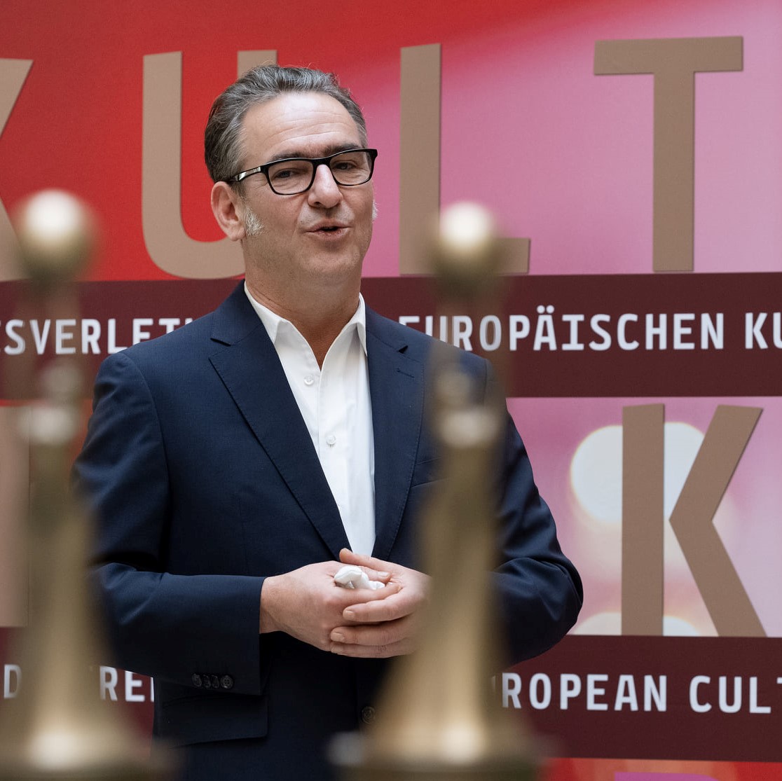 HansConrad Walter Mehr Sichtbarkeit für Kulturprojekte — CRESCENDO