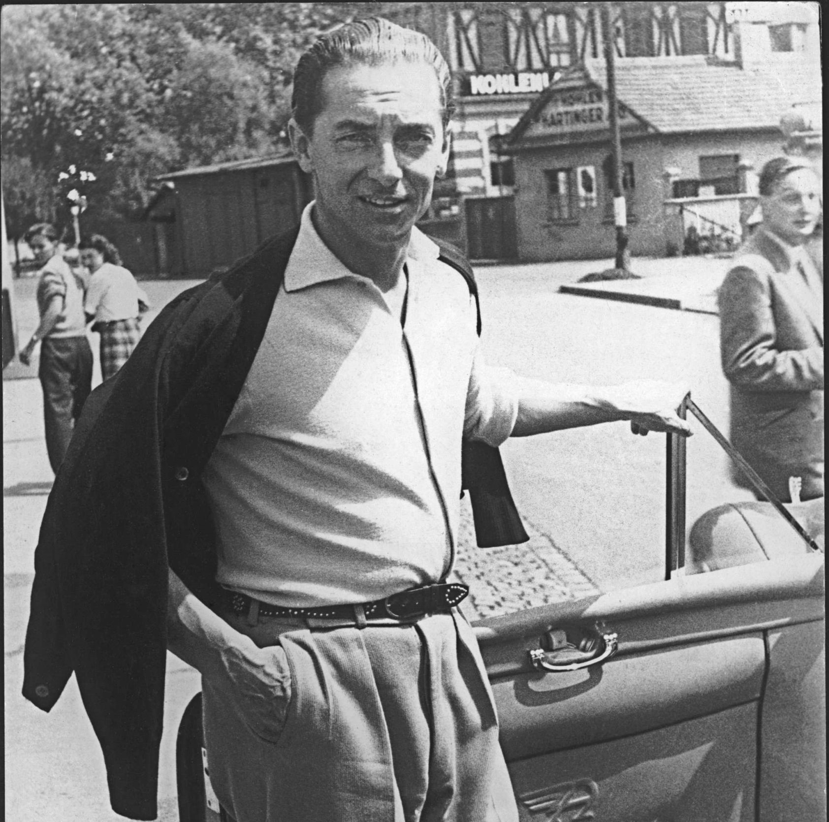 Kontakt — CRESCENDO