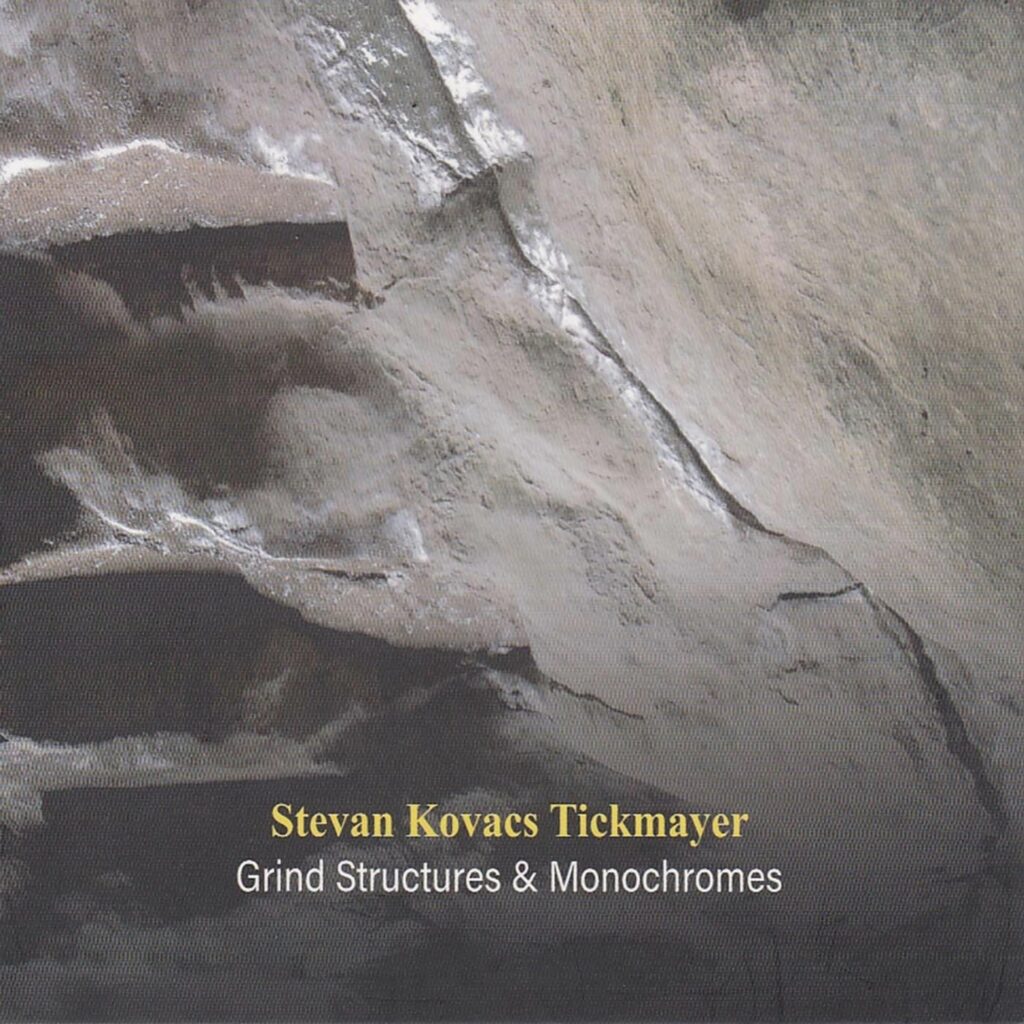 Grind Structures And Monochromes